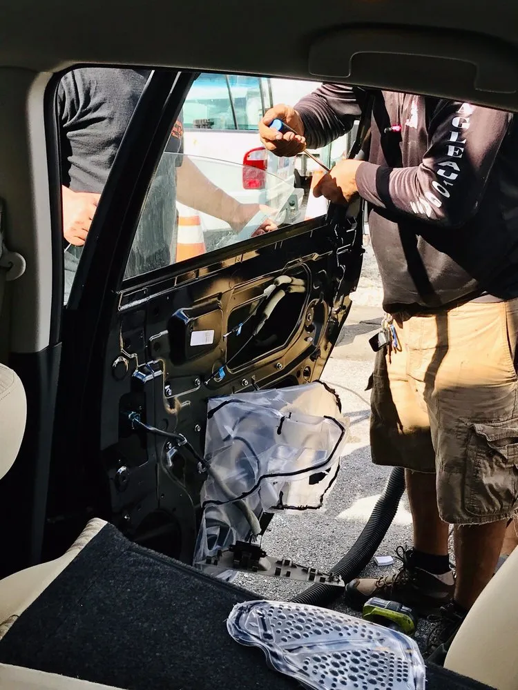 Slide of Eagle Auto Air Conditioning