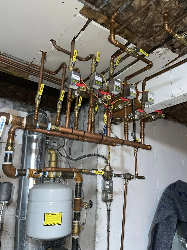 Slide of Eagle Eye Contractor