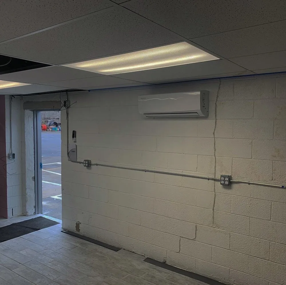 Slide of Eagle Vision Hvac Distribution