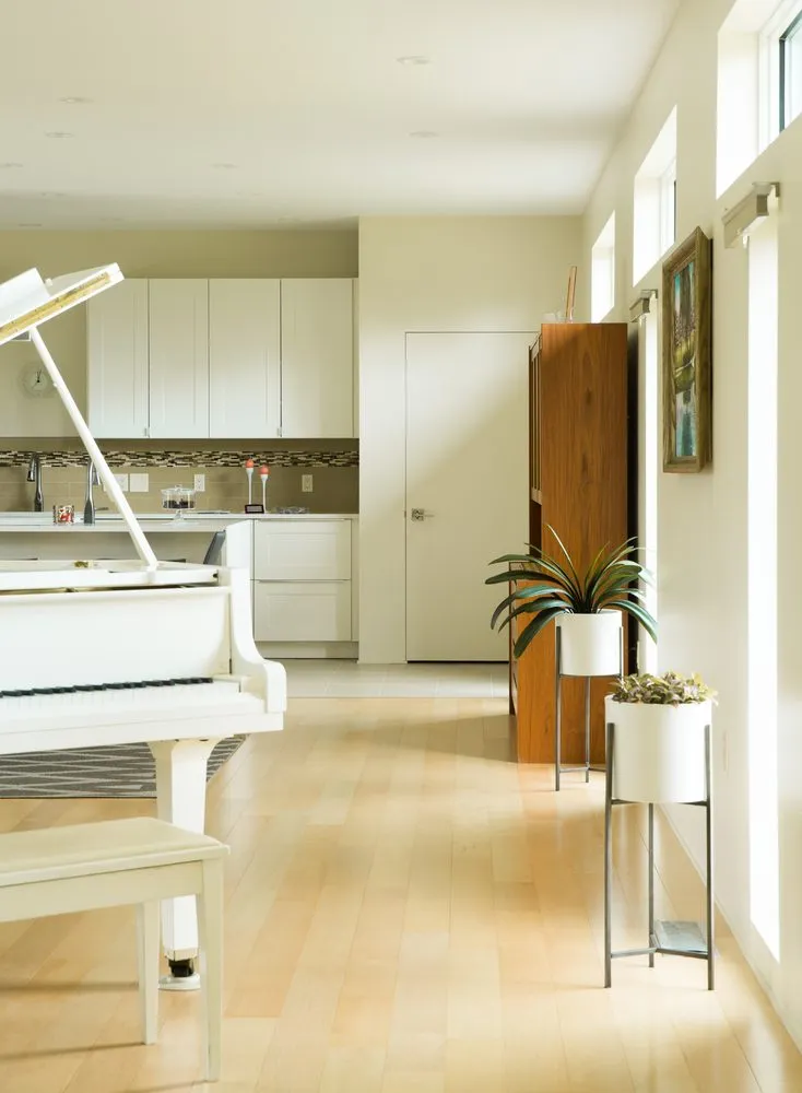 Slide of Earl Weaver Contractors