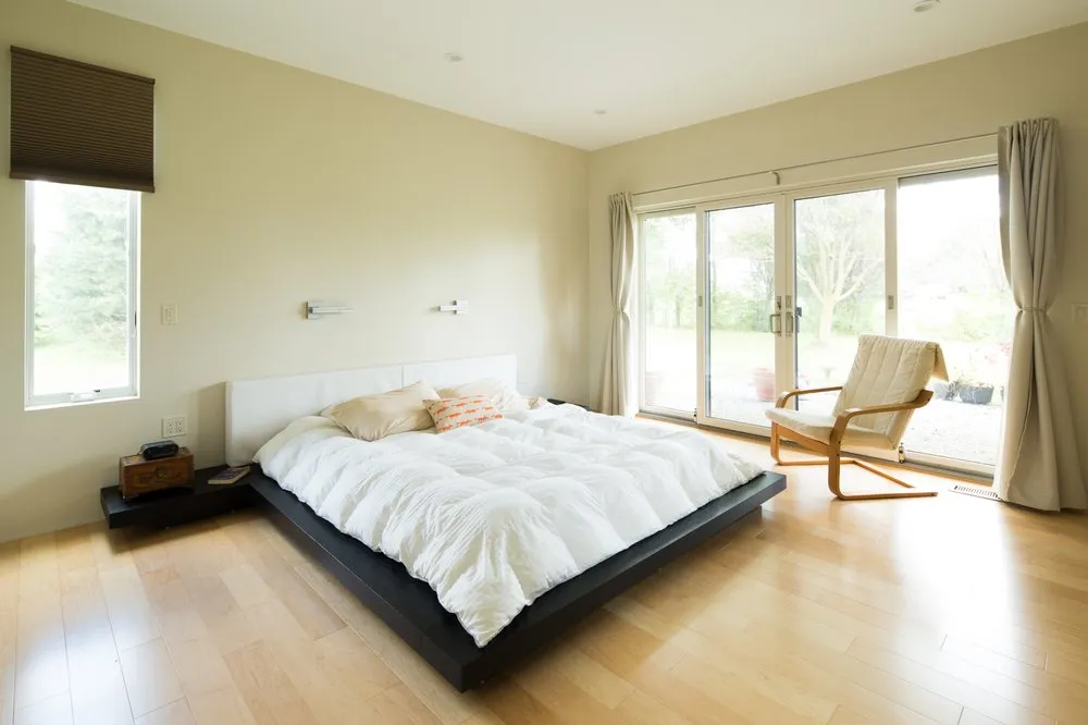 Slide of Earl Weaver Contractors