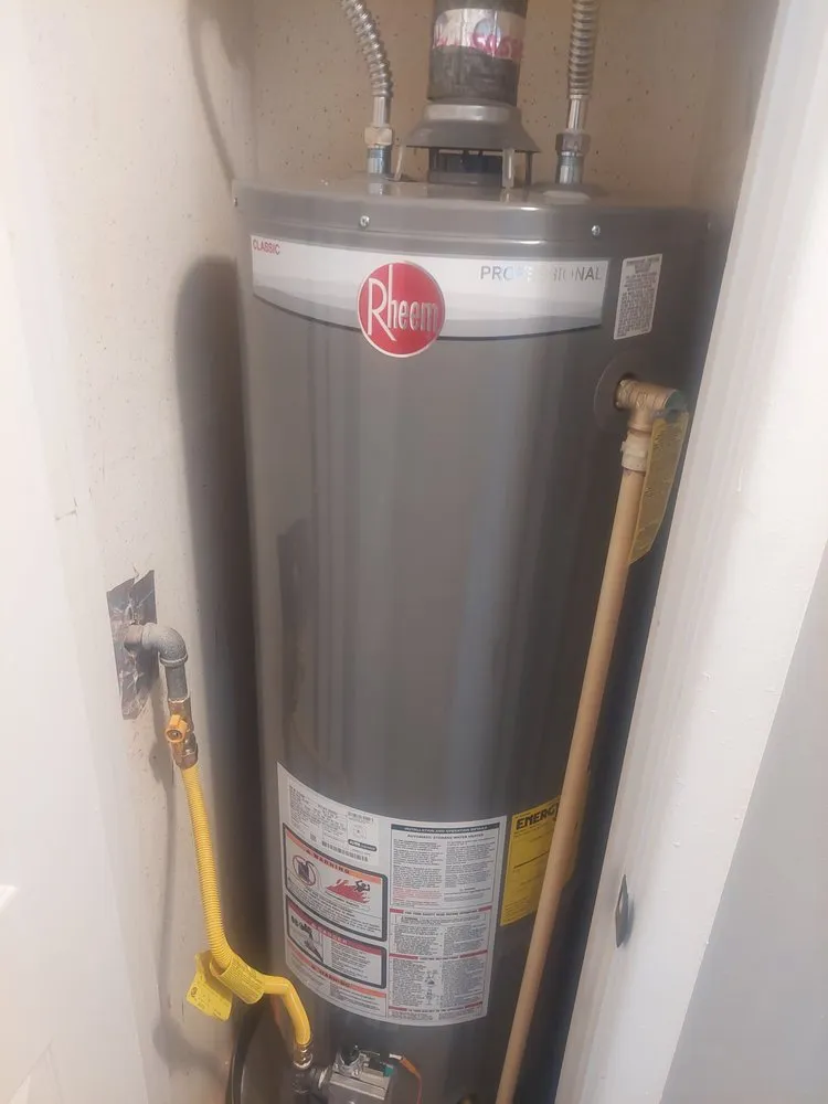 Slide of Earl's Plumbing & Air