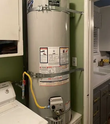 East 138th St Plumbing and Heating Logo