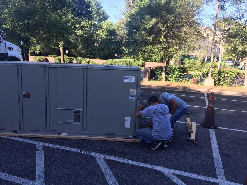 Slide of Eastern Tech