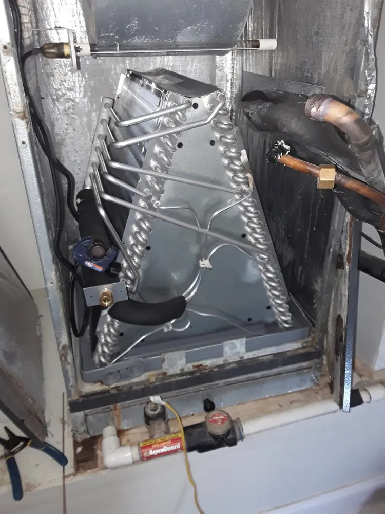 Slide of Eazybreeze Services