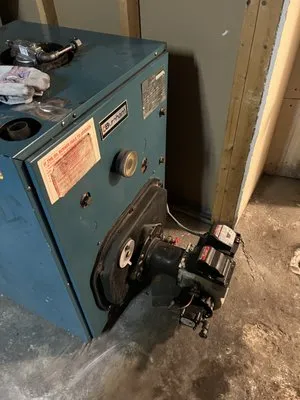 Ebenezer Cool And Heat Service Logo