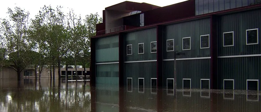 Slide of Ecco Midwest