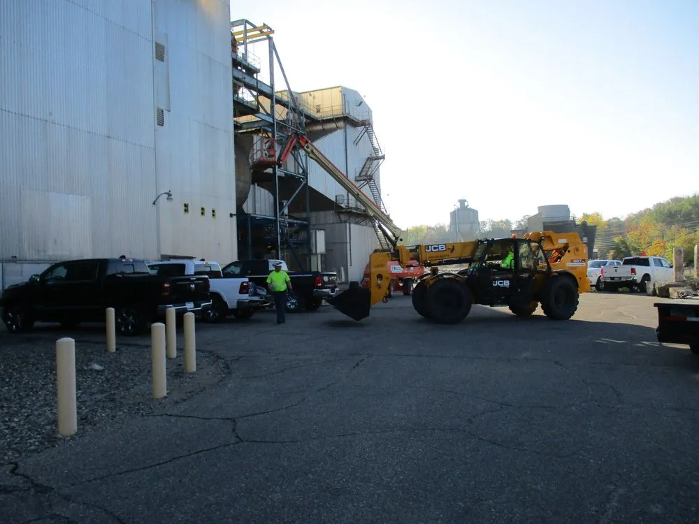 Slide of Ecco Midwest