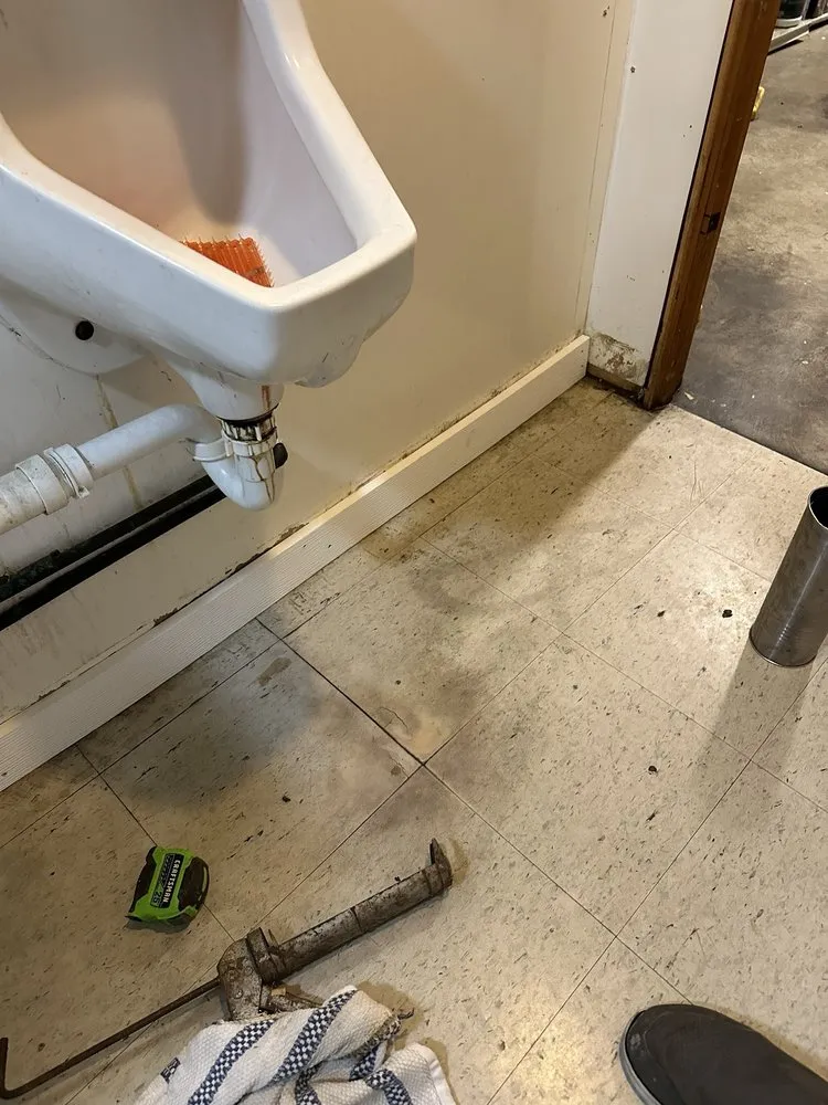 Slide of Echo Facility Solutions