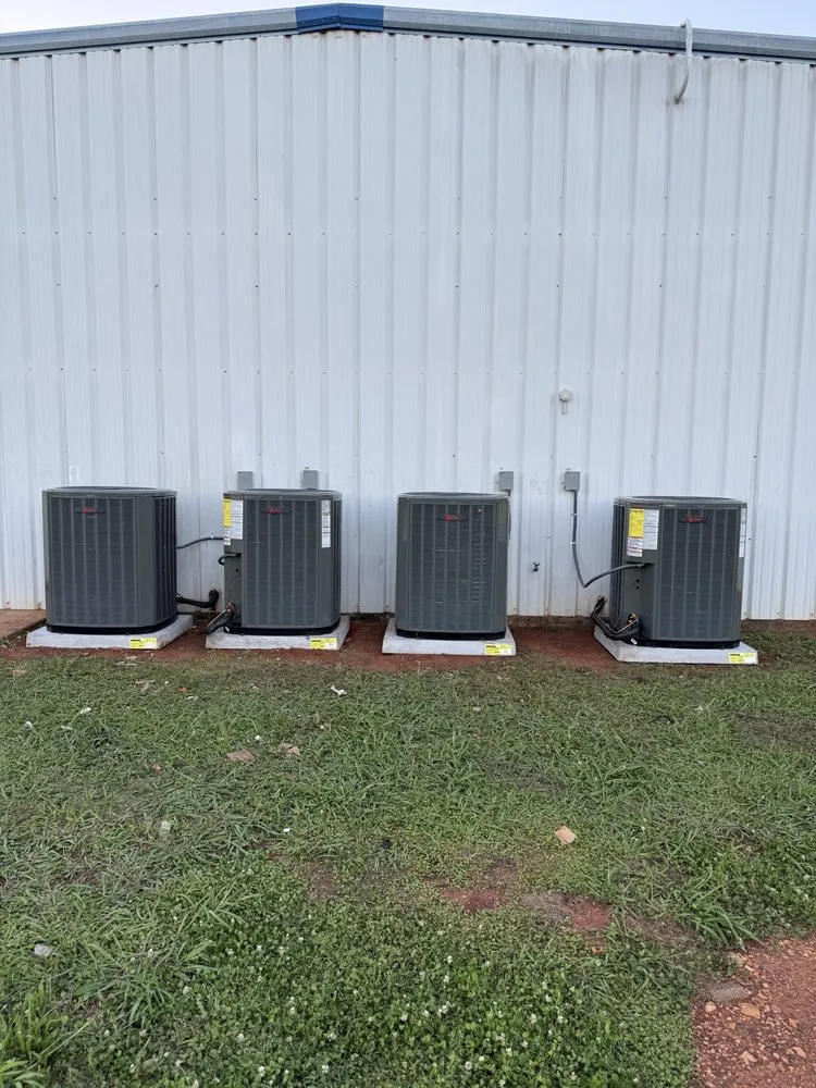 Slide of Eckcess Air