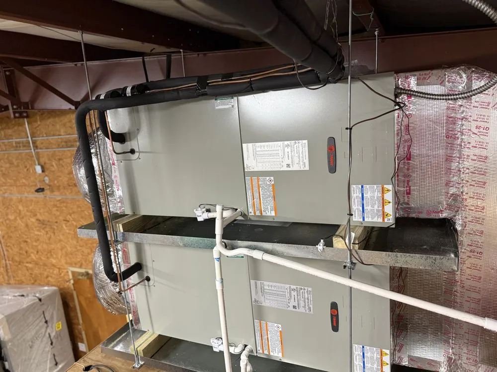 Slide of Eckcess Air