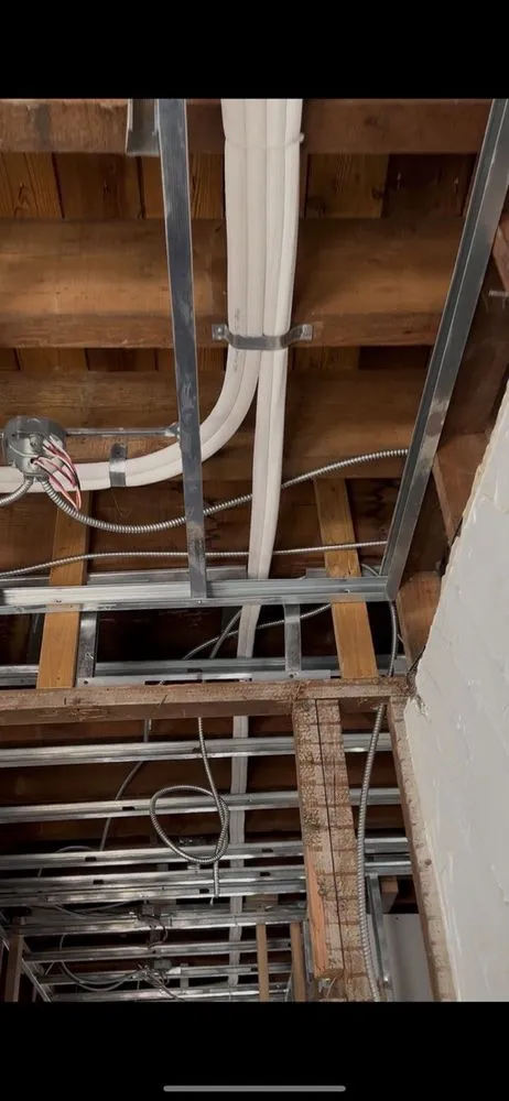 Slide of EcoVent HVAC Expert