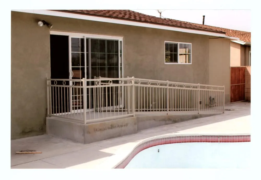 Slide of Ed Contractors