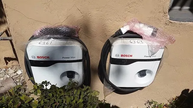 Slide of Ed Contractors