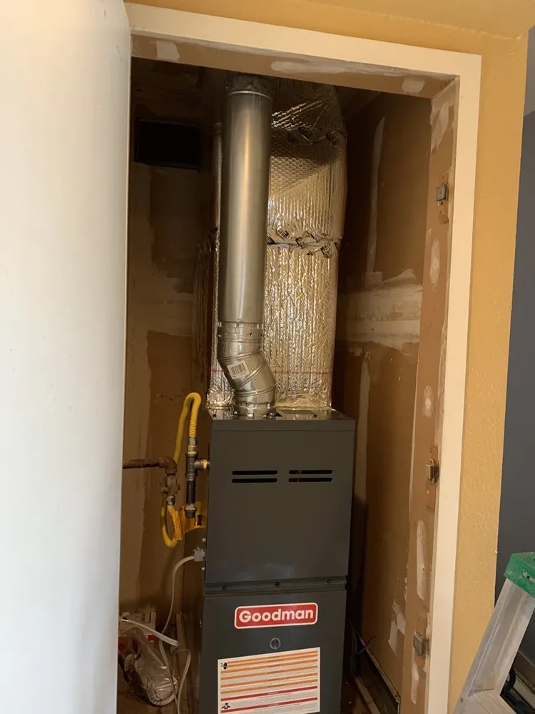 Slide of Edgars Service & Repair