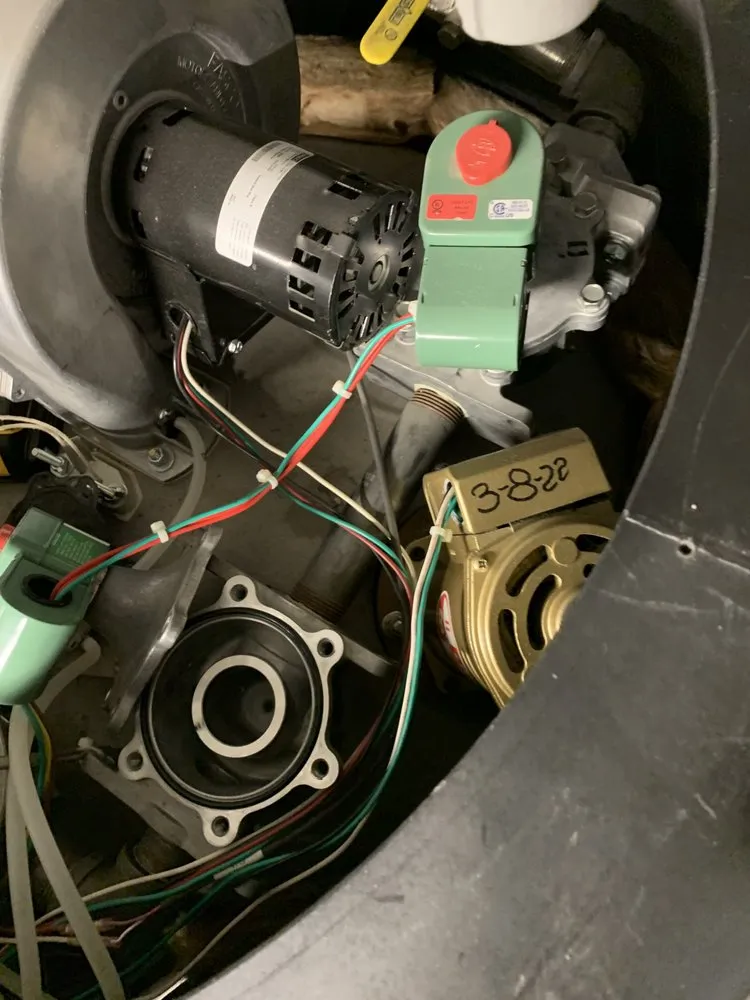 Slide of Edgars Service & Repair