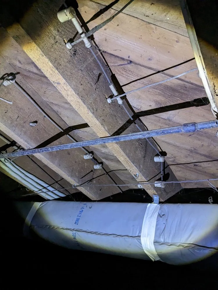 Slide of Edison Energy Consultants