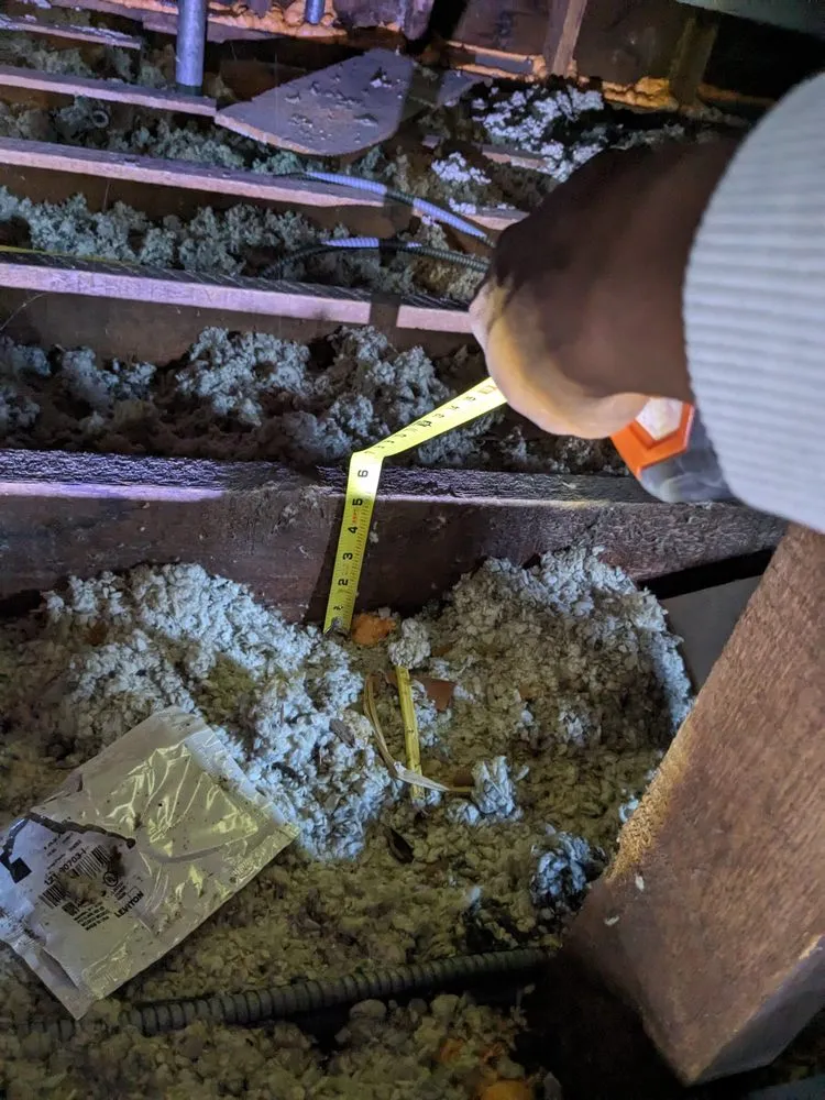 Slide of Edison Energy Consultants