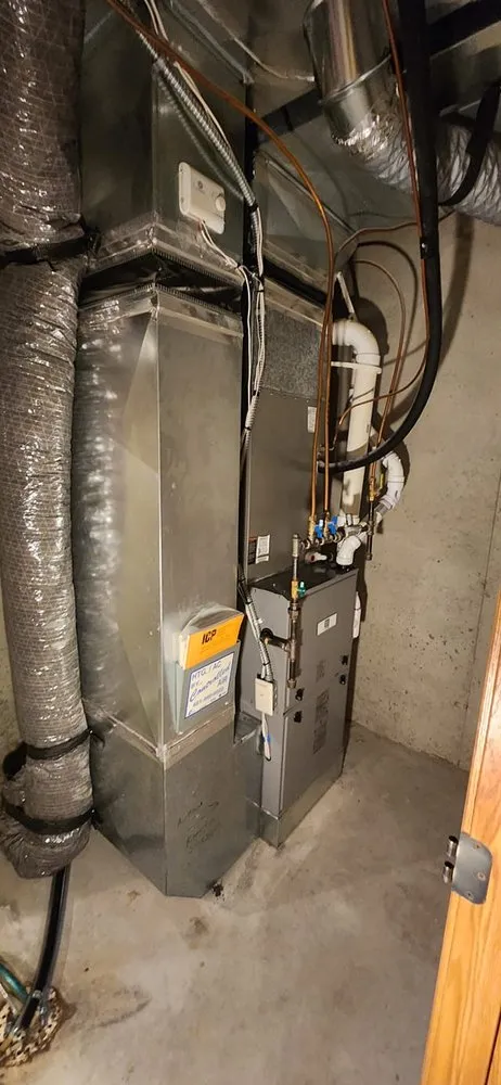 Slide of Ed's Heating & Air Inc