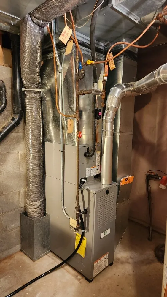 Slide of Ed's Heating & Air Inc