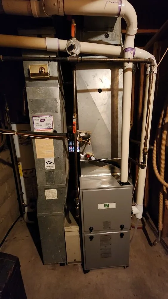 Slide of Ed's Heating & Air Inc