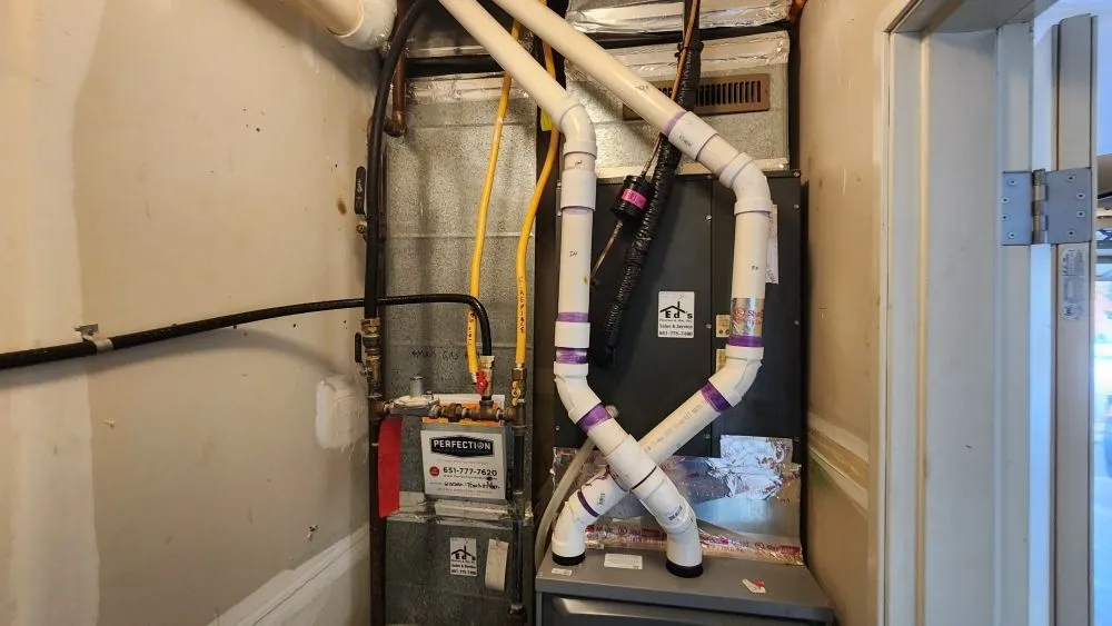 Slide of Ed's Heating & Air Inc