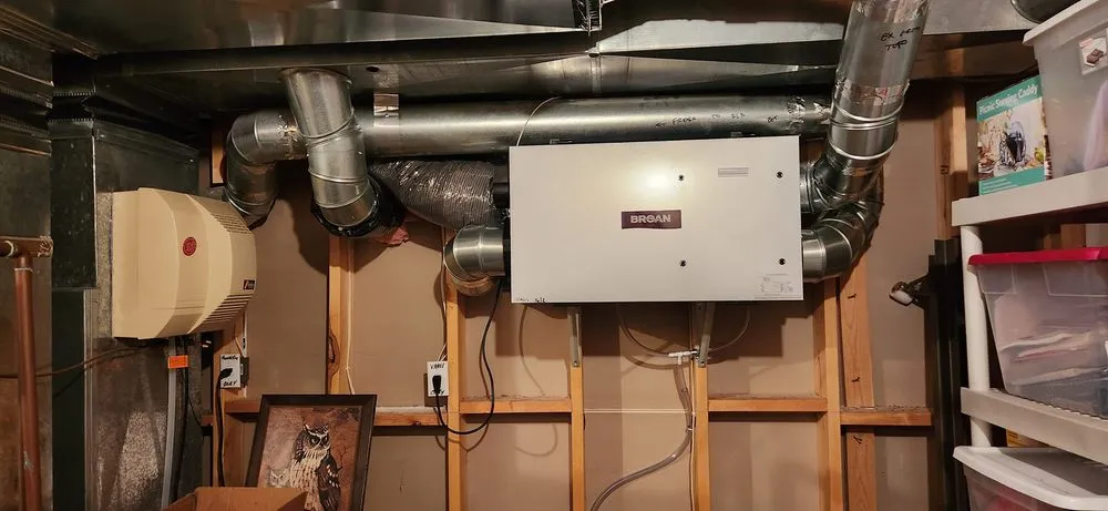 Slide of Ed's Heating & Air Inc