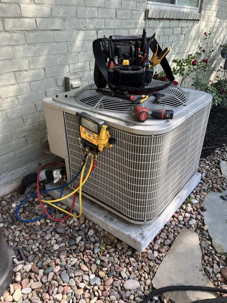 Slide of Edsel’s Heating And Air