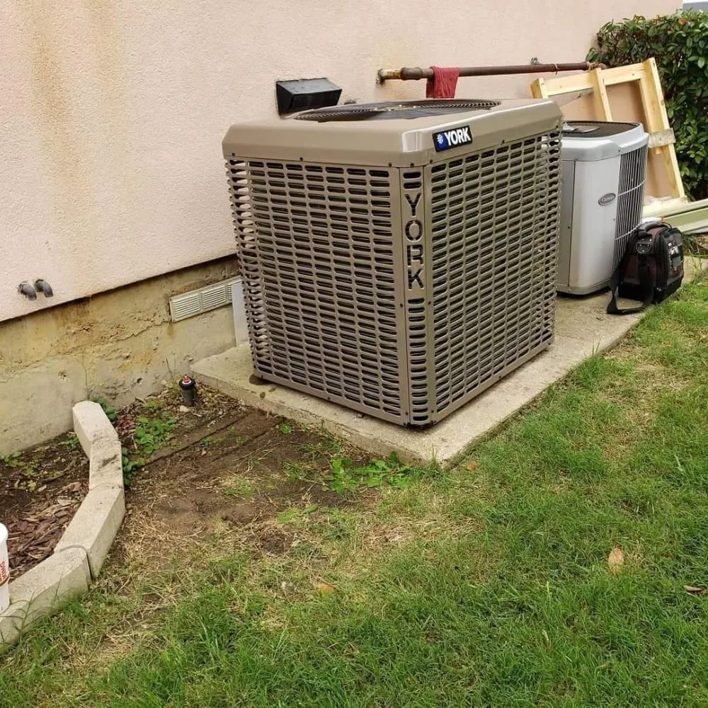 Slide of Edwards & Family home Services