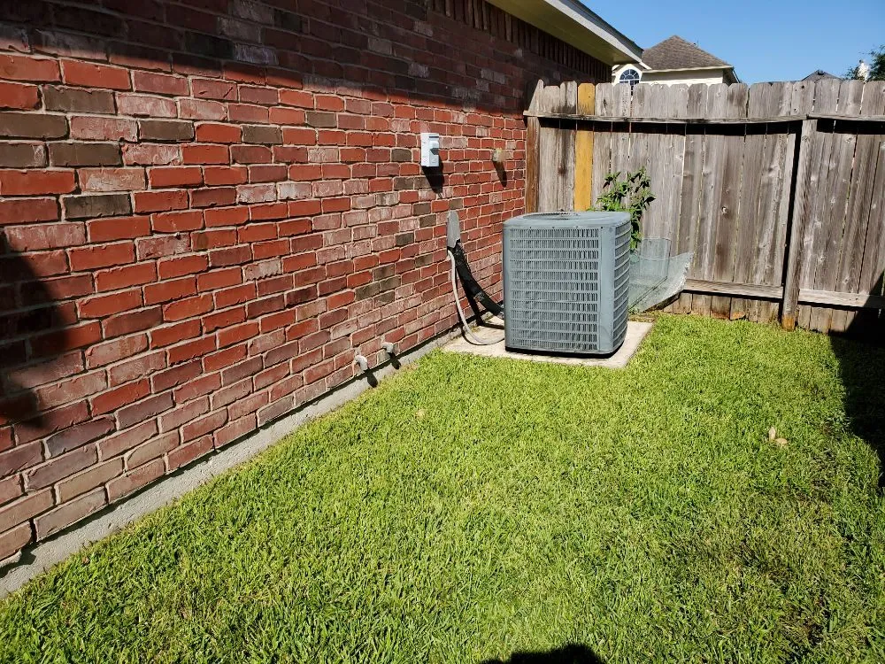 Slide of Edwards & Family Home Services