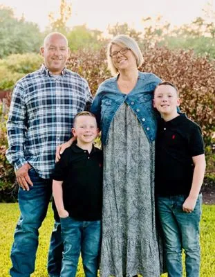 Edwards Air Conditioning & Heating Logo