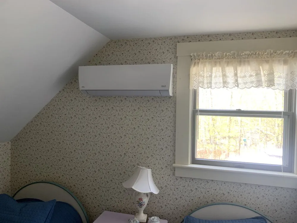 Slide of Efficient Heat-Pumps of Maine