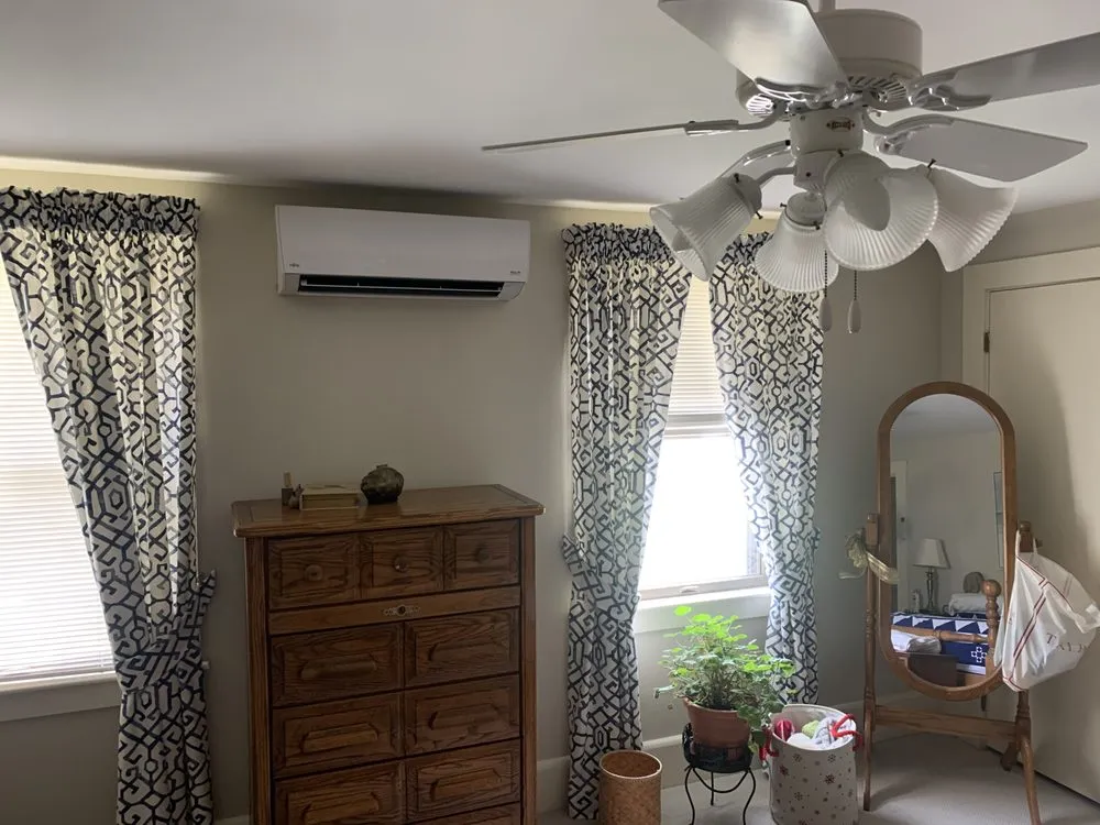 Slide of Efficient Heat-Pumps of Maine