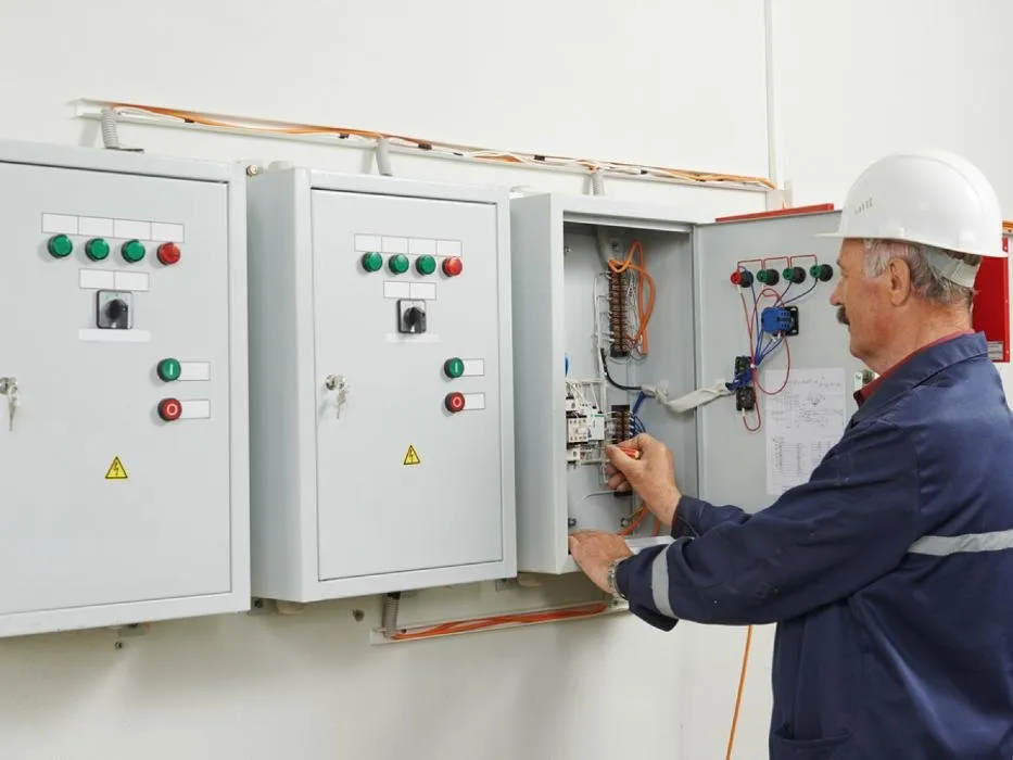 Slide of Efficient Power & Light