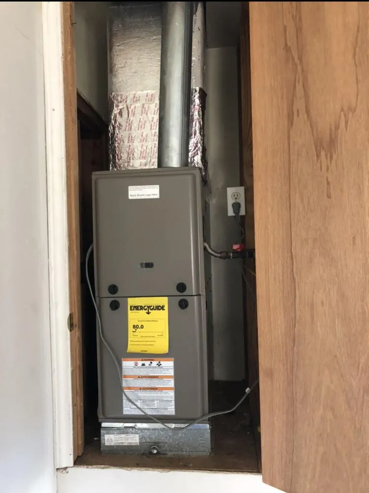 Slide of Efrain's Airconditioning and Heating