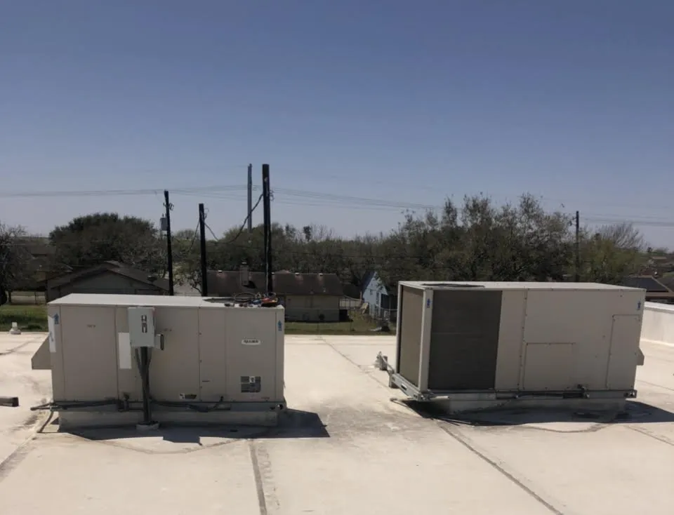 Slide of Efrain's Airconditioning and Heating