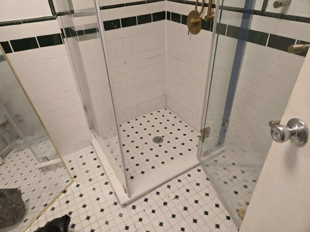 Slide of Egon Wong - The Handyman