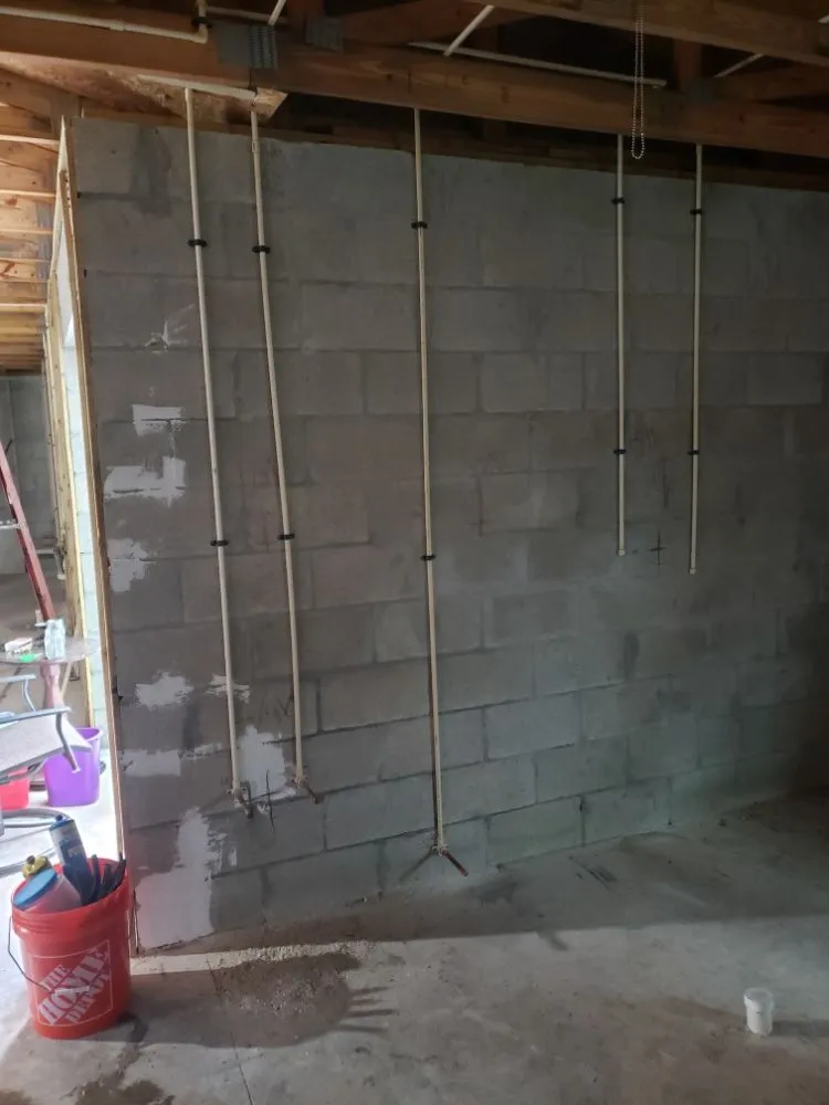 Slide of E&I Mechanical