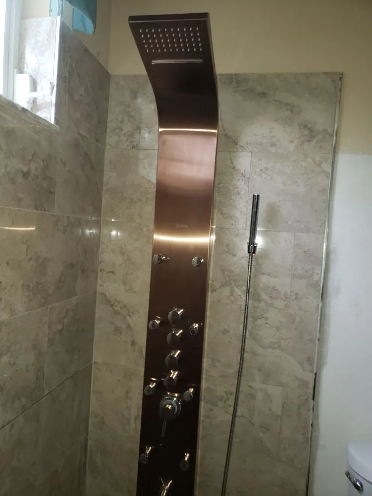 Slide of E&I Mechanical