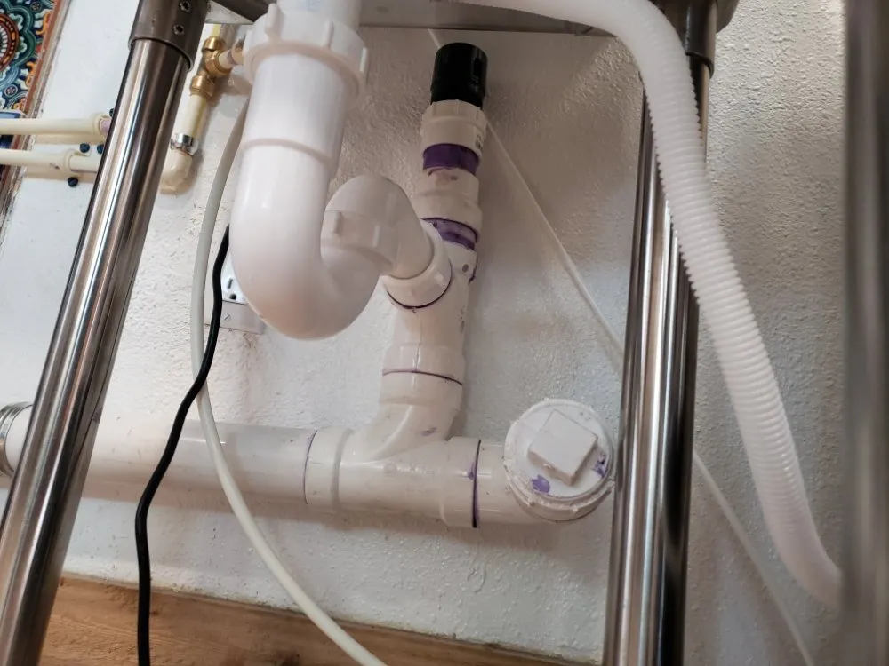 Slide of E&I Mechanical