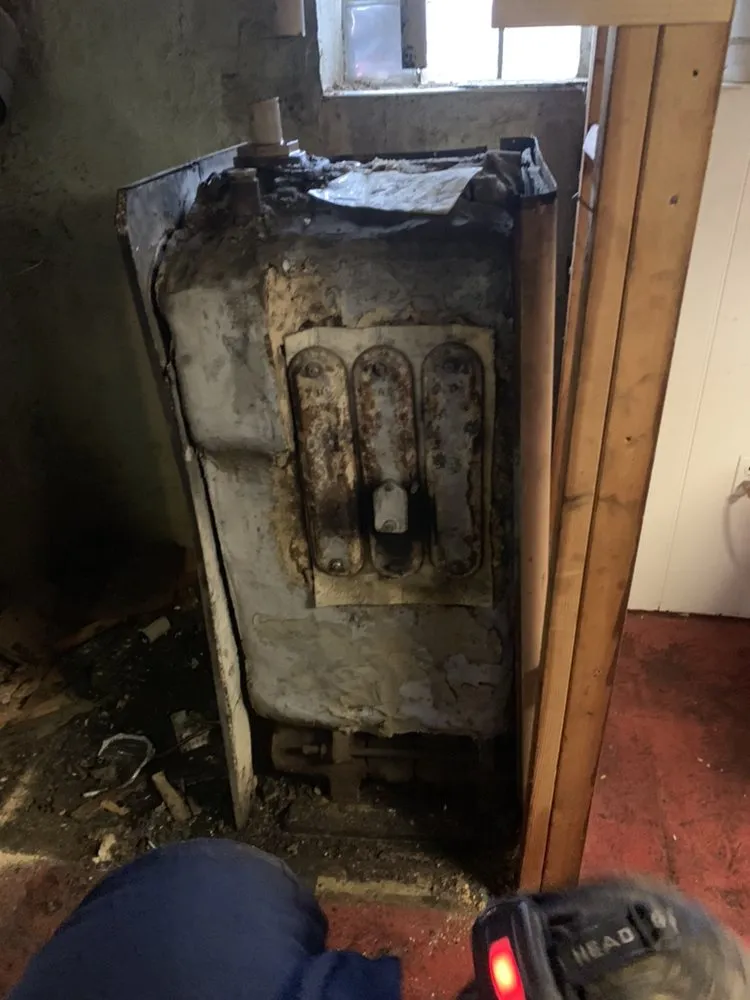 Slide of Elayyan Express