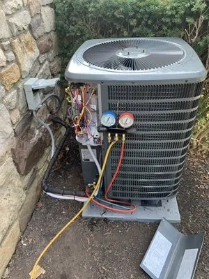 Elayyan Express Logo