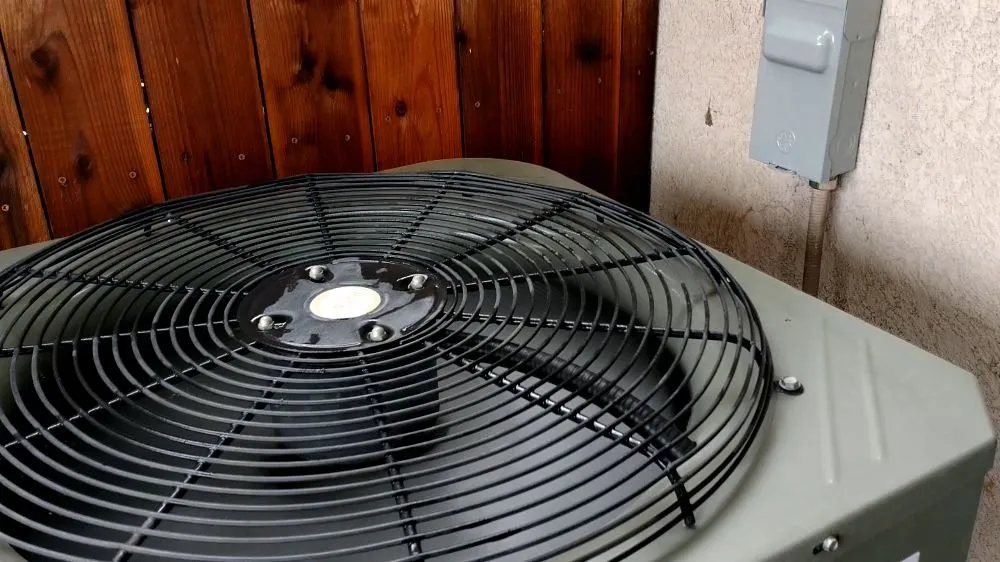 Slide of Electrician Services