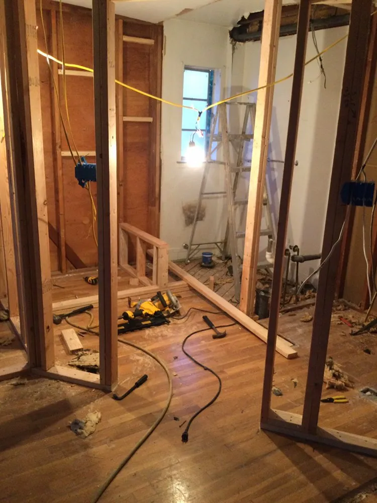 Slide of Eli’s Home Soultions