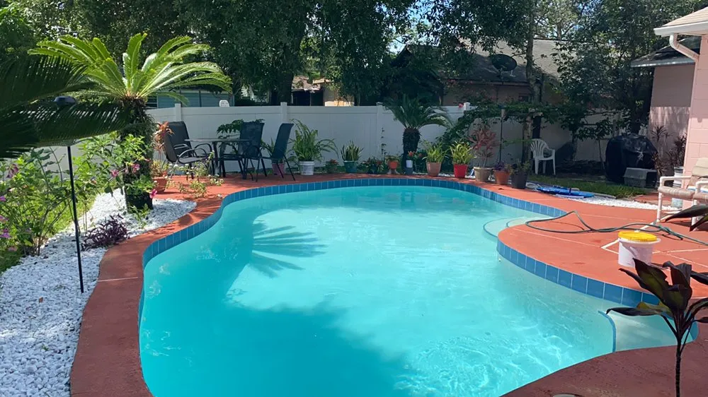 Slide of Elismulti Service