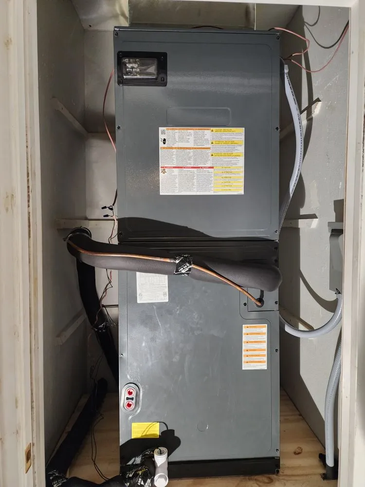 Slide of Elite Air Experts