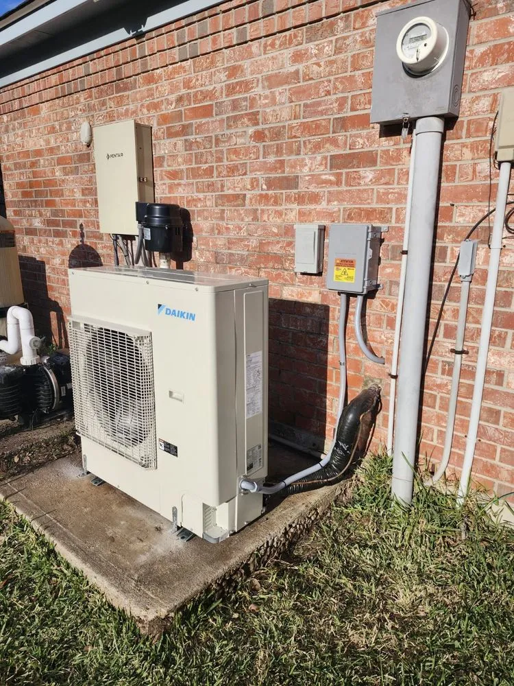 Slide of Elite Air Experts