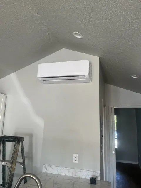 Slide of ELITE AIR SYSTEMS