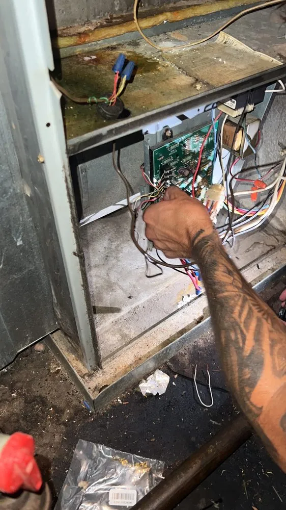 Slide of Elite Climate Solutions