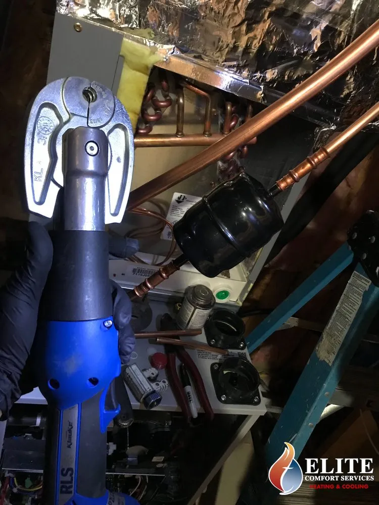 Slide of Elite Comfort Services